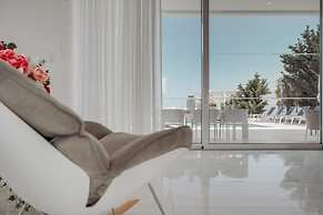 Blue Waves Protaras Beachfront Villa 3