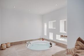 Blue Waves Protaras Beachfront Villa 3