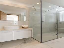 Blue Waves Protaras Beachfront Villa 3