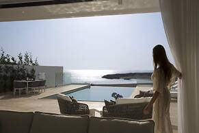 Blue Waves Protaras Beachfront Villa 3