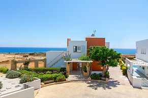 Protaras Seafront Villa Violetta