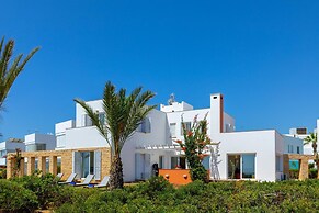 Protaras Seafront Villa Violetta