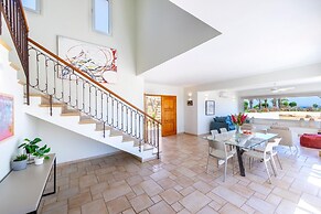 Protaras Seafront Villa Violetta