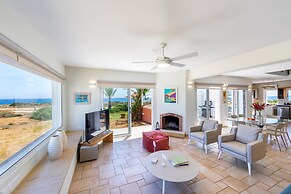 Protaras Seafront Villa Violetta