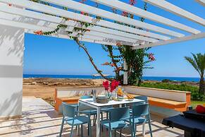 Protaras Seafront Villa Violetta