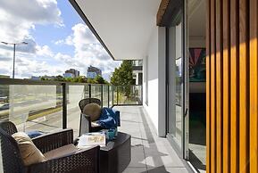 Elite Apartments Verde 10 Minutes Walk From the Beach Balcony Seaside