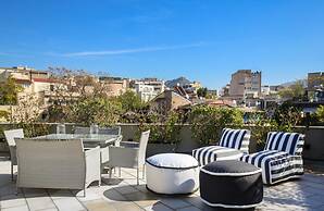 Fantastic Central Athens Suite With Rooftop Deck