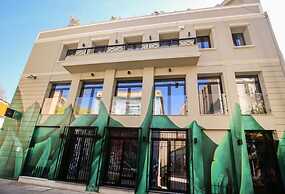 Fantastic Central Athens Suite With Rooftop Deck