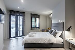 Fantastic Central Athens Suite With Rooftop Deck