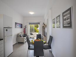 Ayios Elias Alice Suite