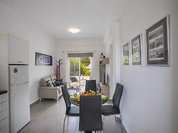 Ayios Elias Alice Suite