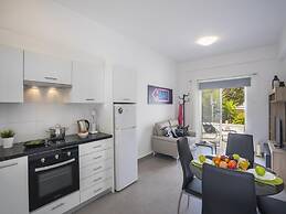 Ayios Elias Alice Suite