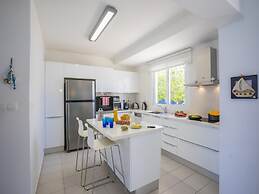 Protaras Seafront Villa Sirina Pearl