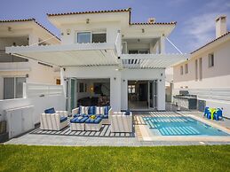 Protaras Seafront Villa Sirina Pearl