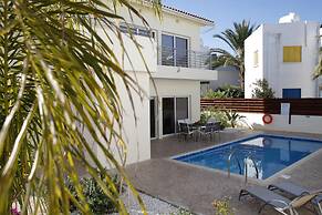 Elise in Protaras With 3 Bedrooms and 2 Bathrooms