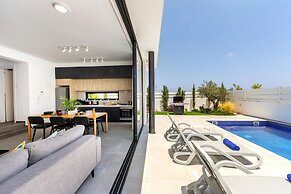 Protaras Almaria Villa 16