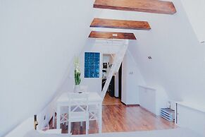 Klimatyczne Studio w Sercu Star wki