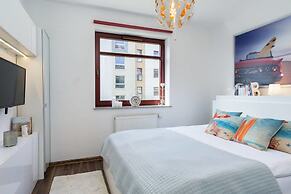 Aquarius in Gda sk With 1 Bedrooms and 1 Bathrooms