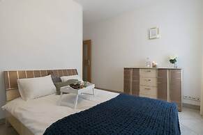 Elite Apartments wi Tego Ducha Grande old Town View OLD Town