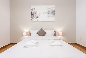 Cute and Central apt for 3 new Features 2024 Upgrade