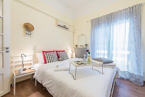 Lovely 1 Bedroom Apartment in Athens