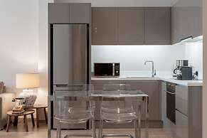 Historic Plaka s Deluxe Apartment