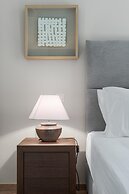 Historic Plaka s Deluxe Apartment