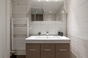 Historic Plaka s Deluxe Apartment