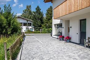 Tevini Boutique Suites - Apartment Earth