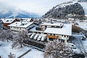 Tevini Alpine Apartments - Kitzblick