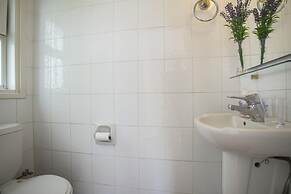 Sirina Lina Beachfront Suite