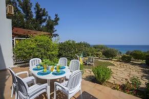 Sirina Lina Beachfront Suite