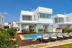 Protaras Seafront Villa Alia
