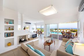 Protaras Seafront Villa Alia