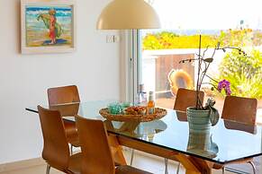 Protaras Seafront Villa Alia