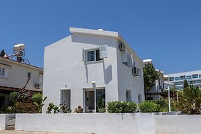 Protaras Nisia Seaside Villa