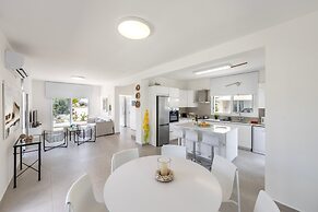 Protaras Nisia Seaside Villa