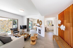 Protaras Rose By The Sea Villa