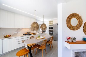 Protaras Rose By The Sea Villa