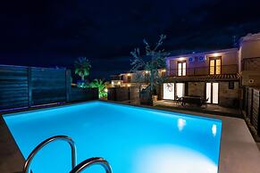 Palmrise Luxury Villas - Helios Villa