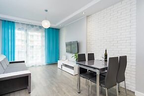 Sunny Apartment Near the sea