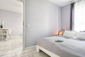 Cosy one Bedroom Apartment Near the sea