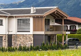 Aurora Mountain Chalet