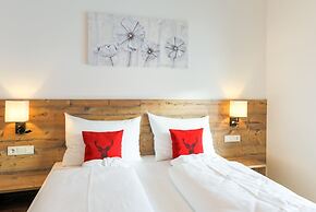Aurora Mountain Chalet