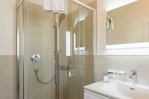 Aurora Mountain Chalet