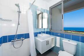 Villa Calypso in Latsi