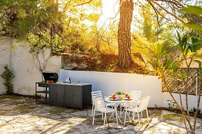 Platres Forty Pine Trees Cottage