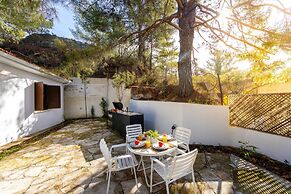 Platres Forty Pine Trees Cottage