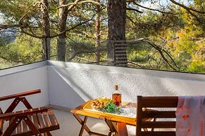 Platres Forty Pine Trees Cottage