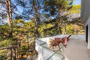 Platres Forty Pine Trees Cottage